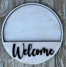 Load image into Gallery viewer, Interchangeable Welcome Door Hanger