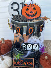 Load image into Gallery viewer, Halloween Tiered Tray Set