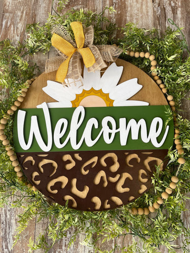 Welcome Daisy with Leopard Print Door Sign